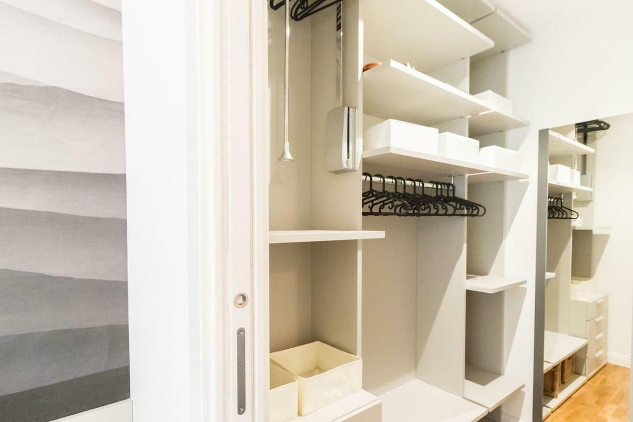 Italianway - Ciro Menotti 18 Apartment Milan Luaran gambar