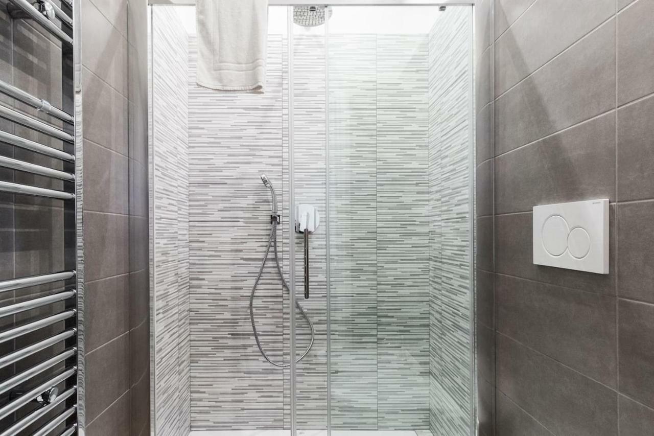 Italianway - Ciro Menotti 18 Apartment Milan Luaran gambar