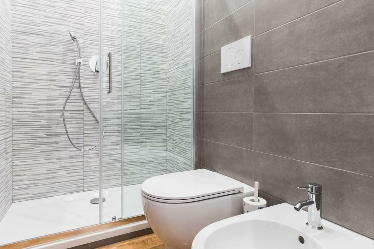 Italianway - Ciro Menotti 18 Apartment Milan Luaran gambar