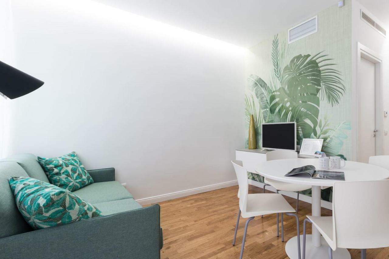 Italianway - Ciro Menotti 18 Apartment Milan Luaran gambar